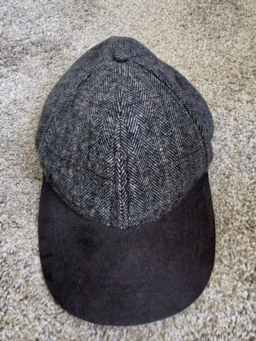 Men's Black and Gray Herringbone Hat